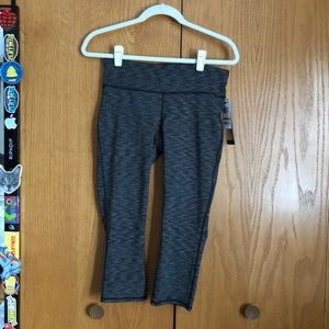 Gray Cropped Leggings